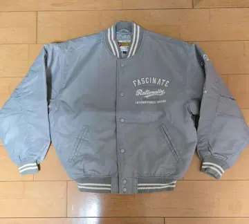 오프로드 패시네이트 바시티 자켓 M 사이즈 그레이