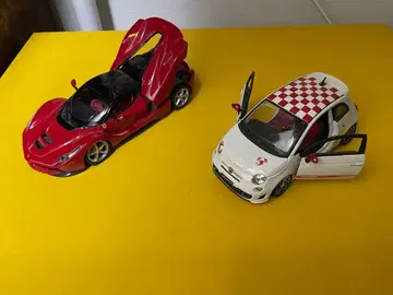 페라리 라페라리 & 피아트 500 미니카 세트