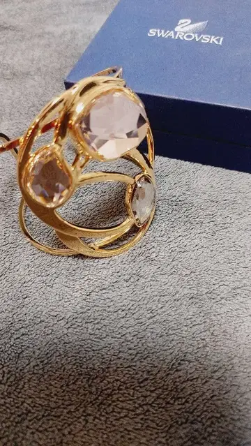 귀여워요! 스와로브스키 골드 컬러 뱅글