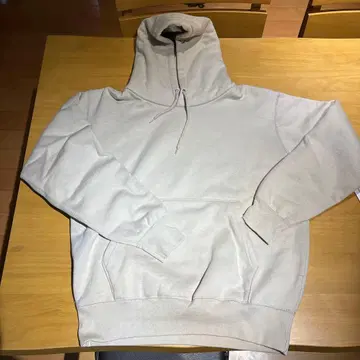 BLACKFRUIT 크림색 후드 부착 후드티