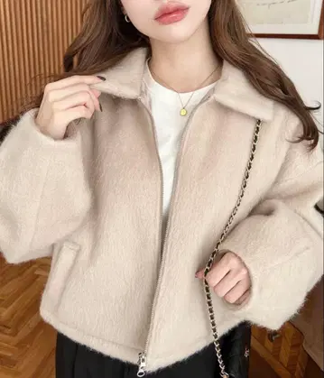 [ 미사용 새상품 ] moment+ 숏코트 M 사이즈