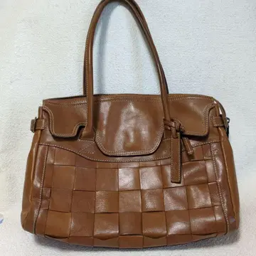 다코타 카멜 뜨개질 가죽 백