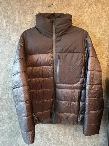 ZARA 블랙 충전솜 다운 자켓