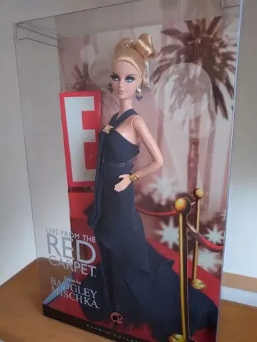 바비 인형 새상품 레드카펫 레어