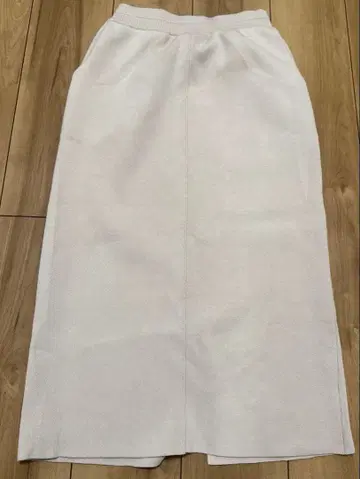 그린 라벨 릴랙싱 라이트 베이지 타이트 스커트 36