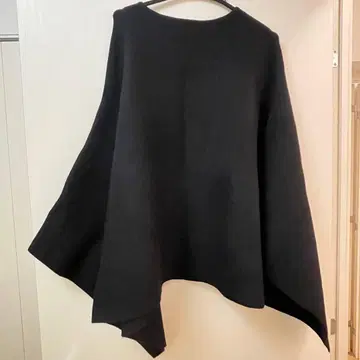 ZARA 블랙 니트 케이프