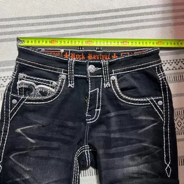 Rock Revival 다크 데님 스트레이트 청바지