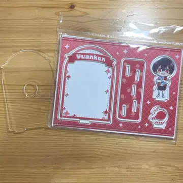 컬러풀 피치 유안군 트레이딩 카드 스탠드