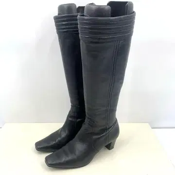 콜한 사이즈 표기 [ 6 1/2 B ] 23.5cm 정도 블랙 가죽