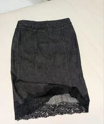 [ 구드샹스 ] 블랙 데님 레이스 타이트 스커트