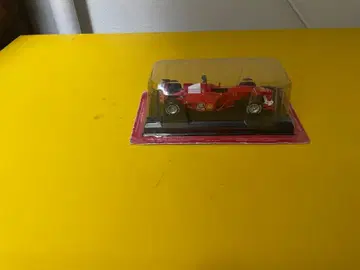 포뮬러카 1/43 스케일 빨간색