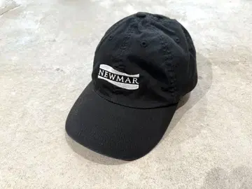 NEWMAR 기업 로고 자수 CAP black