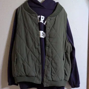 CURVE STORE MARKET 퀼팅 베스트 올리브 그린 새상품