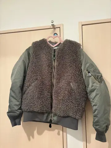 HYKE(하이크) 유나이티드 애로우즈 보아 MA-1 자켓