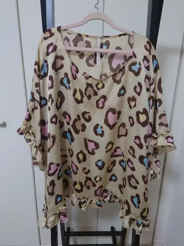 니나 뮤우 오버 사이즈 레오파드 무늬 상의 튜닉 루즈핏