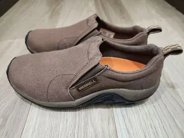 MERRELL 브라운 슬립온 스니커즈