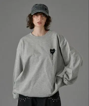 ONCILY 하트 로고 드로 코드 맨투맨 그레이