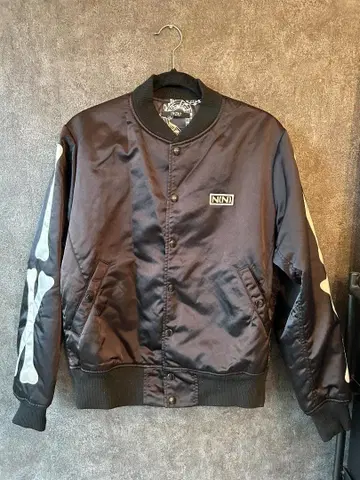 넘버나인 NUMBER (N)INE 자수 로고 MA1