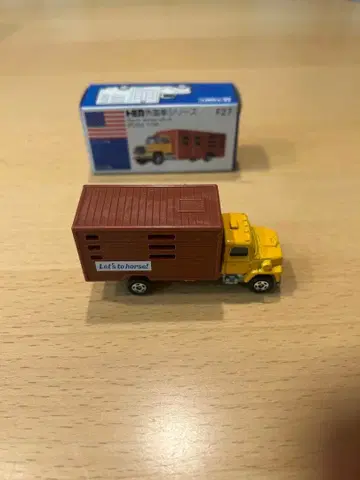 [토미카] 파랑 상자 F27 포드 캐틀 트럭