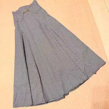 새상품 더즈린 비트 코르셋 볼륨 스커트 S