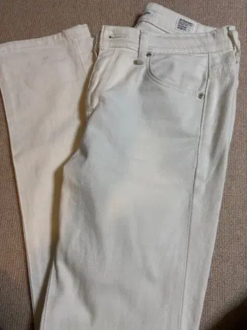 SOMETHING 화이트 데님 스트레이트 레그