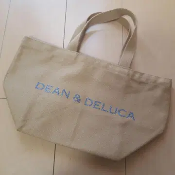딘앤델루카 차리티 토트백 S 사이즈 카페오레