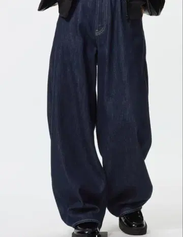 유니클로 배기 커브 진