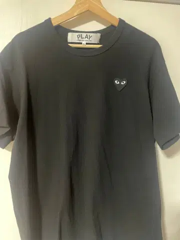 PLAY 블랙 T셔츠