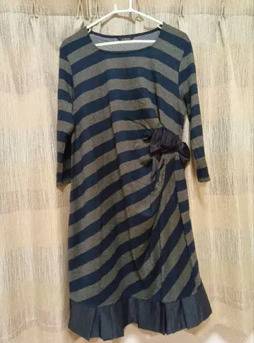 INGEBORG 스트라이프 원피스