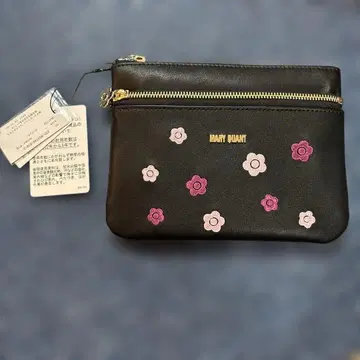 마리 퀀트 파우치