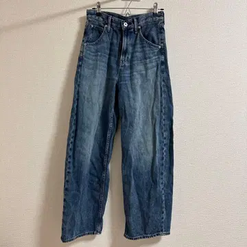 [ 익명 배송 ] UNIQLO 배기 커브 청바지 기장 짧은 22 사이즈