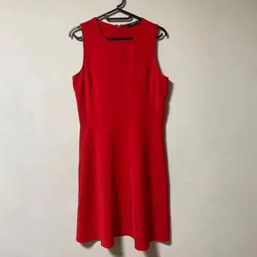 MANGO 슬리브리스 플레어 원피스 빨간색 S 미착용