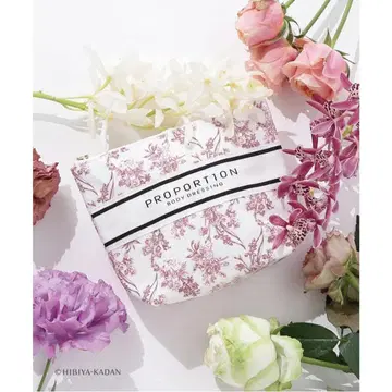 proportion body dressing 파우치 꽃무늬 빨간색 레드