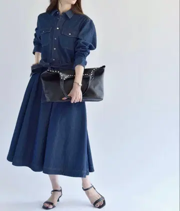 SHIPS / quaranciel 데님 플레어 A라인 원피스