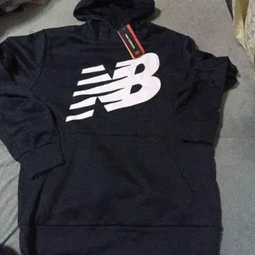 뉴발란스 블랙 후드티 M 사이즈