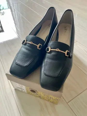 오리엔탈 트래픽 로퍼 메탈릭 라인 비트 힐 로퍼