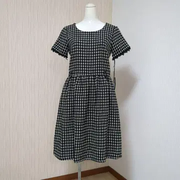 체크 무늬 반팔 무릎 기장 원피스 이탈리아제