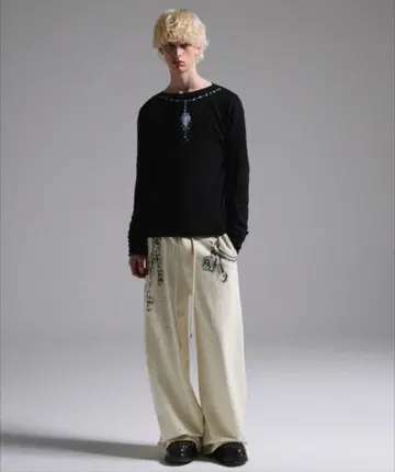 사이즈 S [GRANCY] 프린트 디자인 쉬어 니트