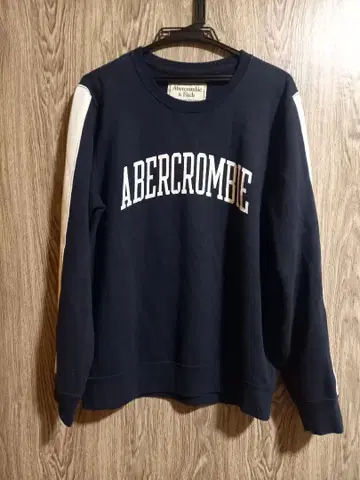 Abercrombie & Fitch 네이비 트레이닝복 S
