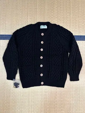 인버아란 가디건 4A 블랙 사이즈 40 고품질