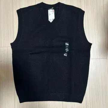 유니클로 니트 V넥 베스트 M