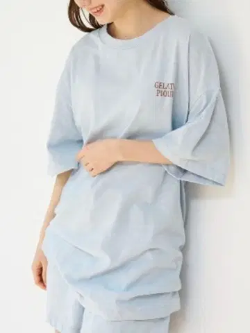 새상품급 젤라피케 ICE 원포인트 빅 T셔츠 블루