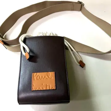 브라운 가죽 숄더백 레어 상품 새상품급