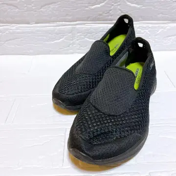 스케쳐스 GOGA MAX 여성용 슬립온 23.5cm 블랙