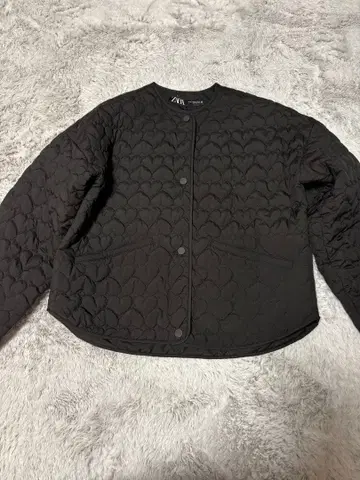 ZARA 하트 퀼팅 자켓 XS