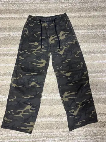 와일드 실루엣 밀리터리 카고 팬츠