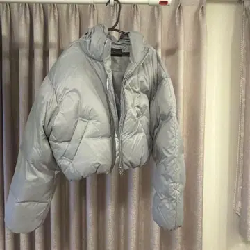 EMODA 숏 기장 다운 자켓