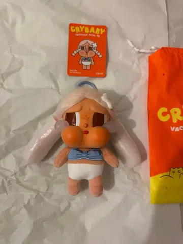CRYBABY Vacation Mode On 시리즈 봉제 인형 펜던트