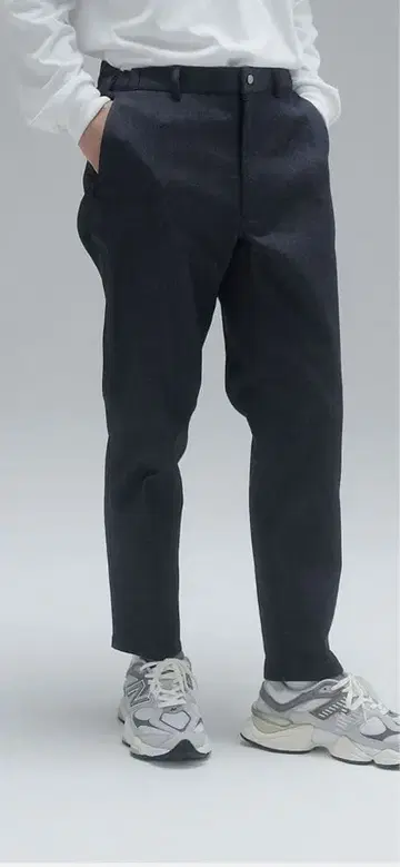 뉴발란스 New Balance MET24 데님 슬림 테이퍼트 팬츠