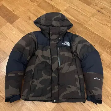 THE NORTH FACE 카모플라쥬 다운 자켓 S